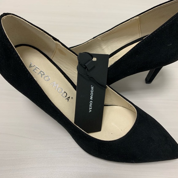 Vero Moda Heels- Size 7 - Picture 4 of 7